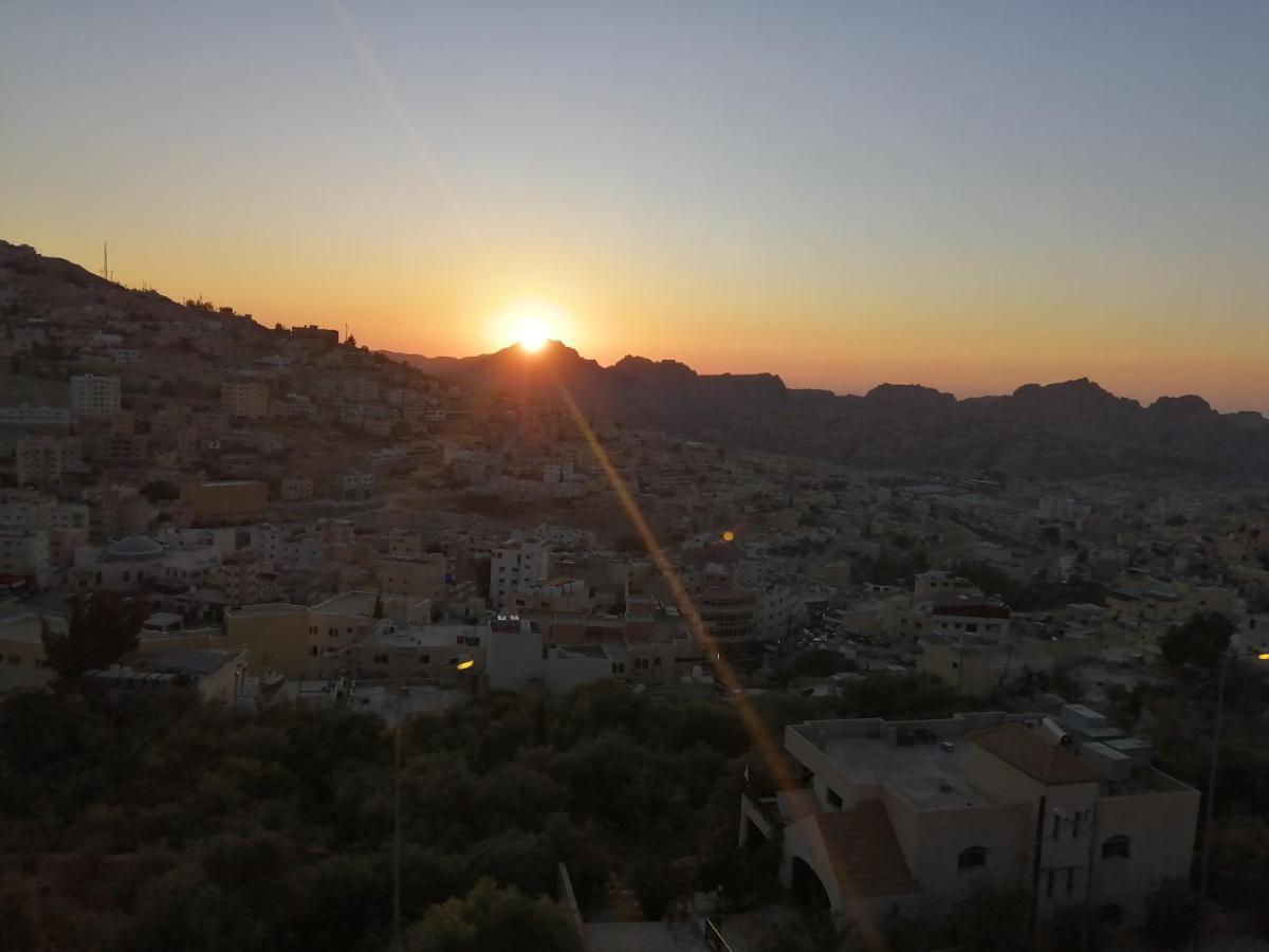Apart-hotel Petra Monastery Tourist Wadi Musa